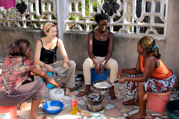 Clarisse et Magali font une halte à Dar Es Salaam en mode Couchsurfing et partage de savoir-faire
