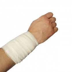 Pansement compressif stérile pour hémorragie ou saignement